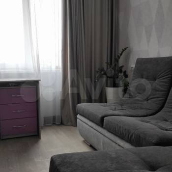 Продается Многокомнатная квартира, 84 м²