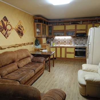 Сдается Многокомнатная квартира, 64 м²