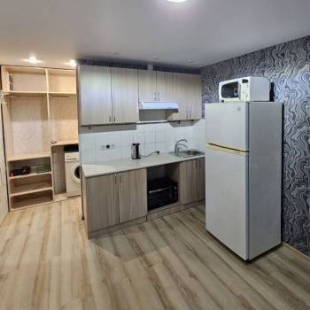 Продается 1-комнатная квартира, 18 м²