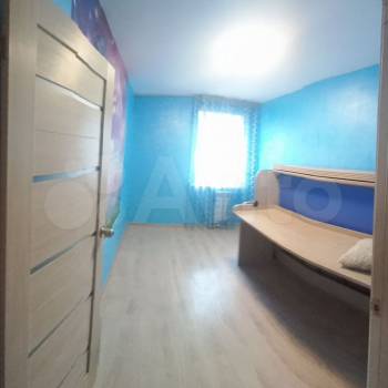 Продается Многокомнатная квартира, 70 м²