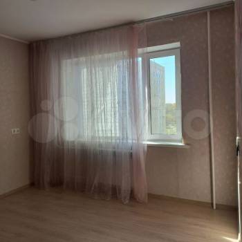 Продается Многокомнатная квартира, 70 м²