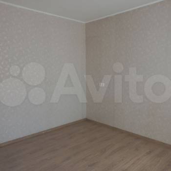 Продается Многокомнатная квартира, 70 м²