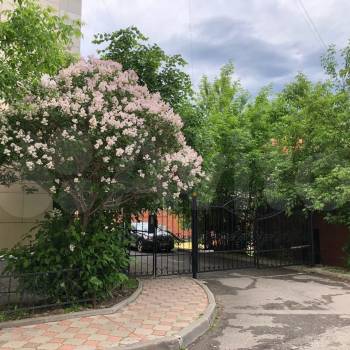 Продается Многокомнатная квартира, 140 м²