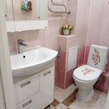 Продается 1-комнатная квартира, 38 м²