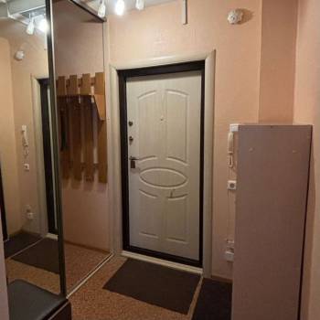 Сдается 1-комнатная квартира, 44 м²