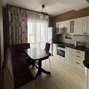 Сдается 1-комнатная квартира, 44 м²