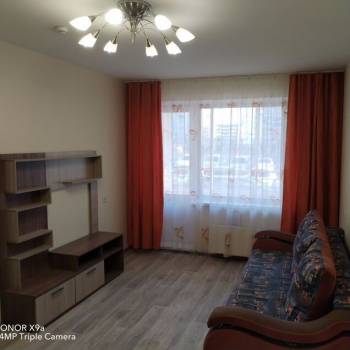 Сдается 1-комнатная квартира, 36 м²
