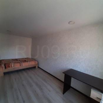 Продается 2-х комнатная квартира, 42 м²