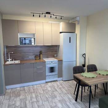 Продается 1-комнатная квартира, 39 м²