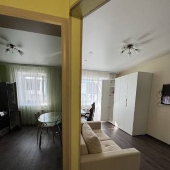 Сдается 1-комнатная квартира, 32 м²
