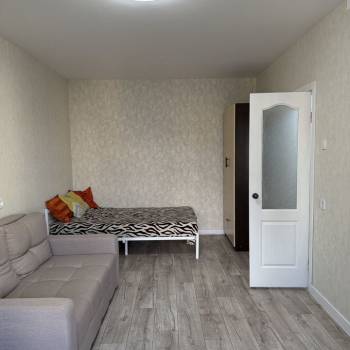 Сдается 1-комнатная квартира, 36 м²