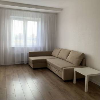 Сдается 1-комнатная квартира, 45 м²