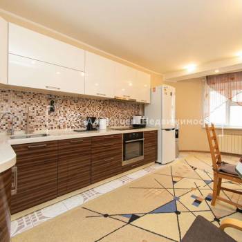 Сдается Многокомнатная квартира, 103,3 м²