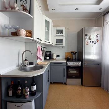 Продается 1-комнатная квартира, 42 м²