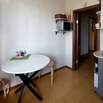 Продается 1-комнатная квартира, 42 м²