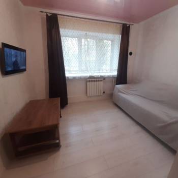 Продается 1-комнатная квартира, 18 м²