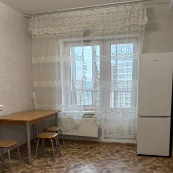 Сдается 1-комнатная квартира, 40,5 м²