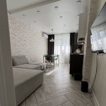 Продается 3-х комнатная квартира, 63 м²