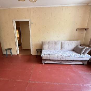 Продается 3-х комнатная квартира, 47 м²