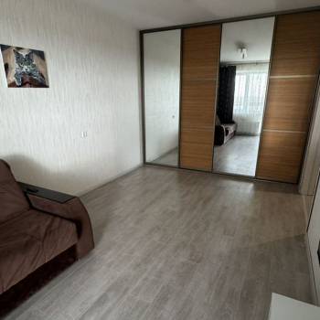 Сдается 1-комнатная квартира, 35 м²