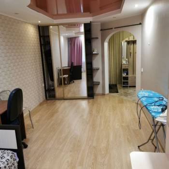 Сдается 1-комнатная квартира, 42 м²