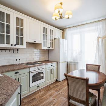 Продается 1-комнатная квартира, 42 м²
