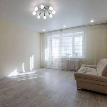 Продается 1-комнатная квартира, 48 м²