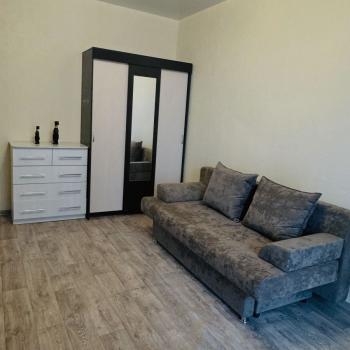 Сдается 1-комнатная квартира, 39 м²
