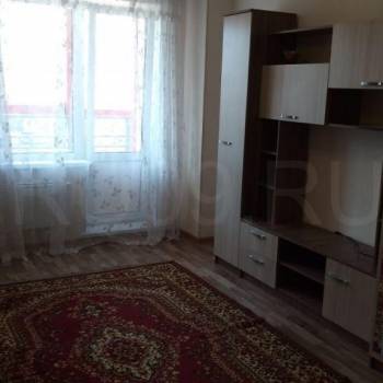 Продается 1-комнатная квартира, 36 м²