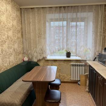 Продается 1-комнатная квартира, 37 м²