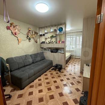 Продается 1-комнатная квартира, 37 м²
