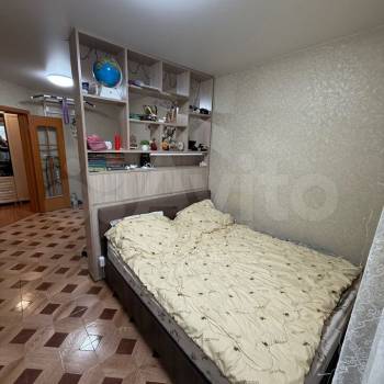 Продается 1-комнатная квартира, 37 м²