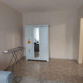 Сдается 1-комнатная квартира, 38 м²