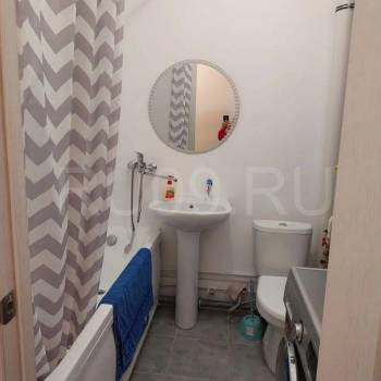 Сдается 1-комнатная квартира, 38 м²