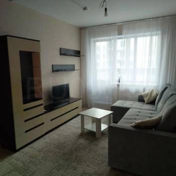 Сдается 1-комнатная квартира, 38 м²