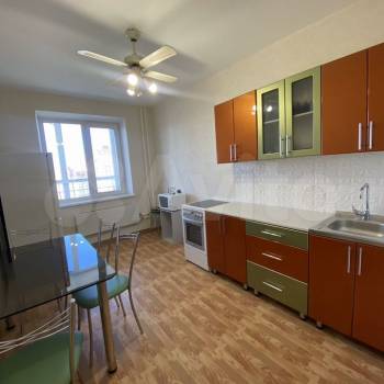 Сдается 2-х комнатная квартира, 60 м²