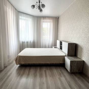 Сдается 2-х комнатная квартира, 72 м²