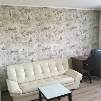 Продается 1-комнатная квартира, 49 м²