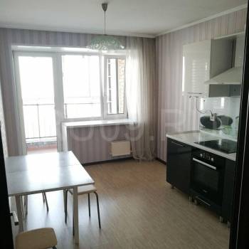 Продается 1-комнатная квартира, 49 м²