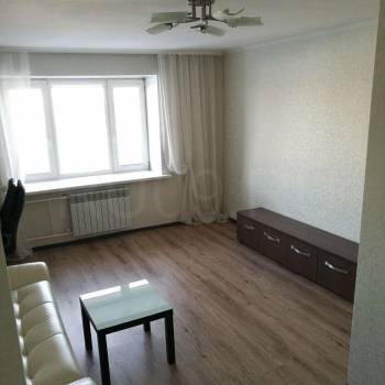 Продается 1-комнатная квартира, 49 м²