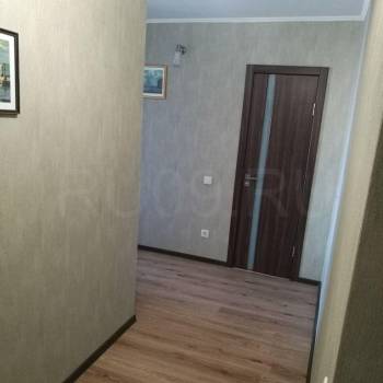 Продается 1-комнатная квартира, 49 м²