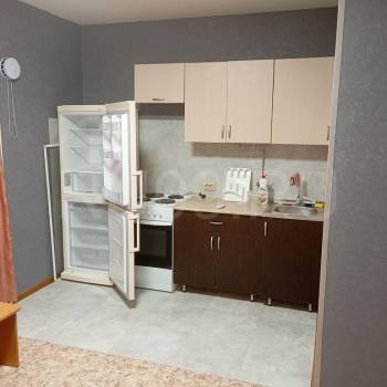 Продается 1-комнатная квартира, 28 м²