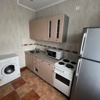 Продается 1-комнатная квартира, 36 м²