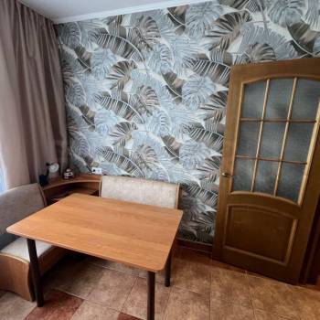 Продается 1-комнатная квартира, 36 м²
