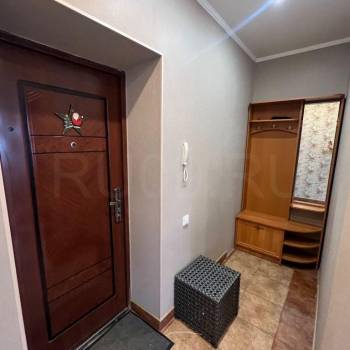 Продается 1-комнатная квартира, 36 м²