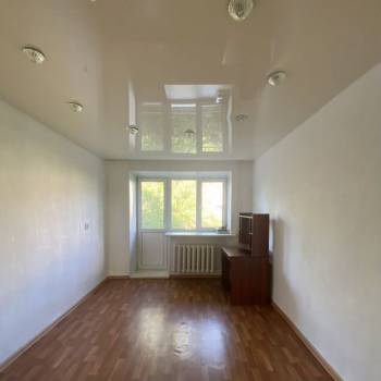 Продается 1-комнатная квартира, 29,7 м²