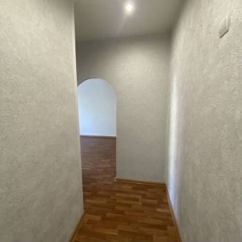 Продается 1-комнатная квартира, 29,7 м²