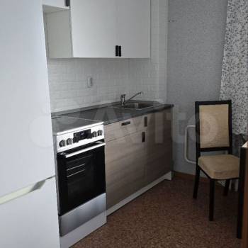Сдается 1-комнатная квартира, 54 м²