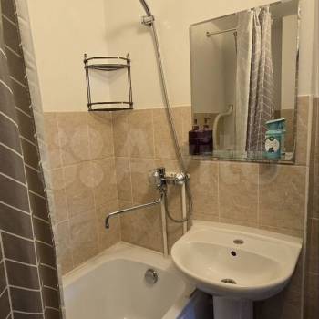 Сдается 1-комнатная квартира, 54 м²