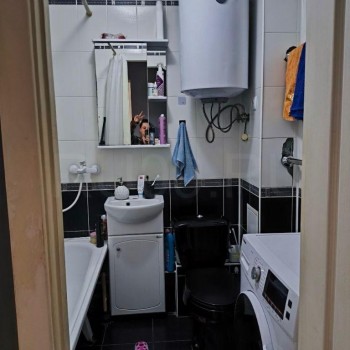 Продается 1-комнатная квартира, 40 м²